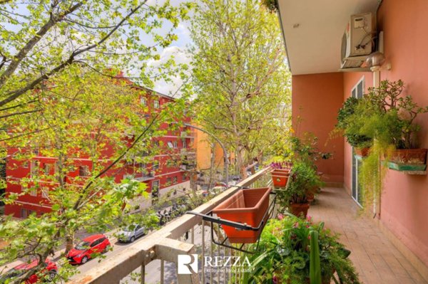 appartamento in vendita a Roma in zona Appio Latino