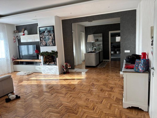 appartamento in vendita a Roma in zona Monte Sacro/Talenti