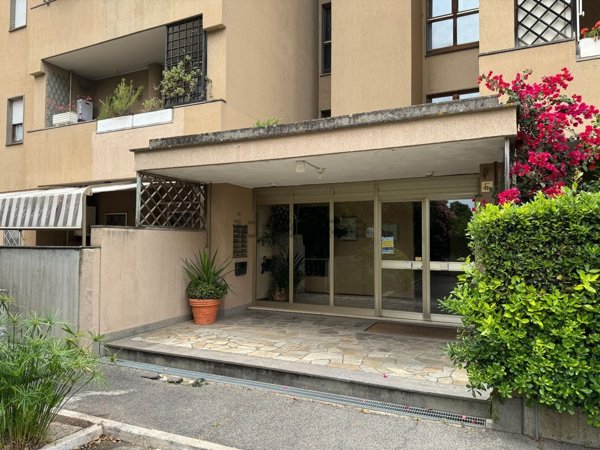 appartamento in vendita a Roma in zona Tor di Valle