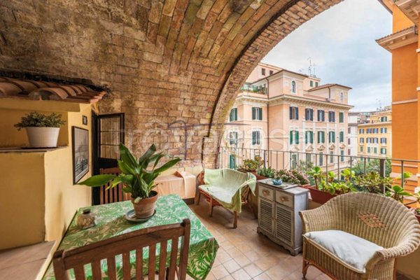 casa indipendente in vendita a Roma in zona Gianicolense