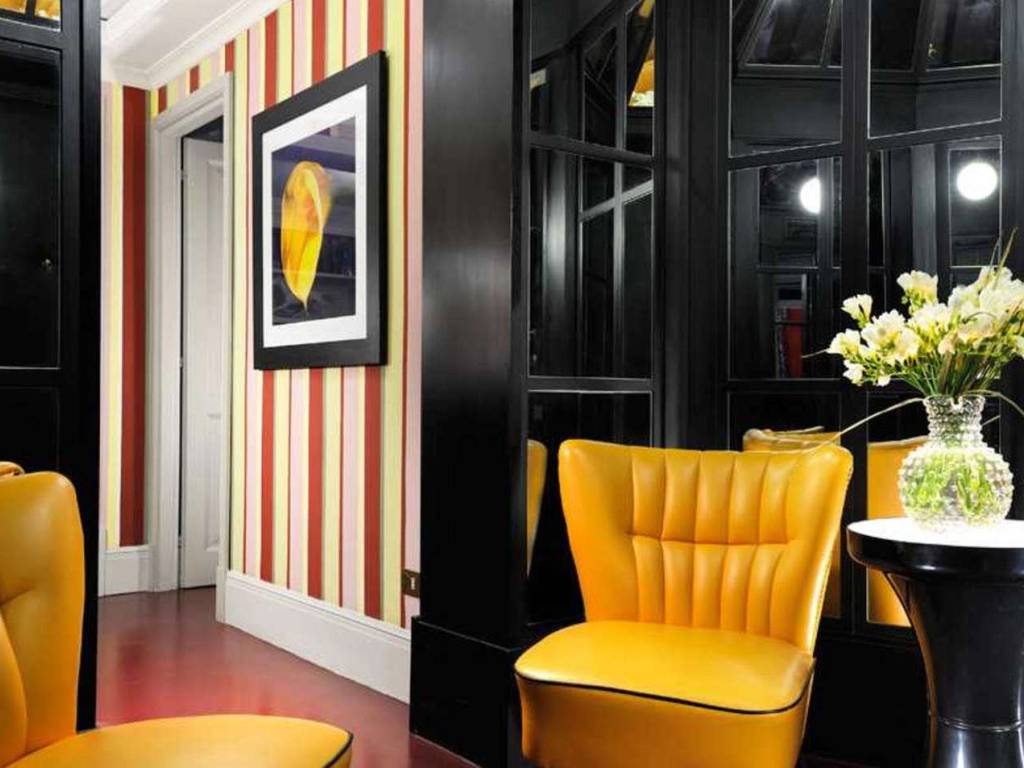 appartamento in vendita a Roma in zona Trevi-Colonna