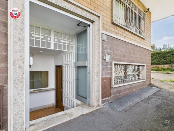 appartamento in vendita a Roma in zona Mostacciano