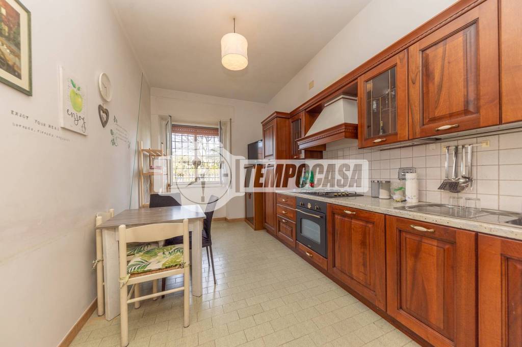 appartamento in vendita a Roma in zona Casal Morena