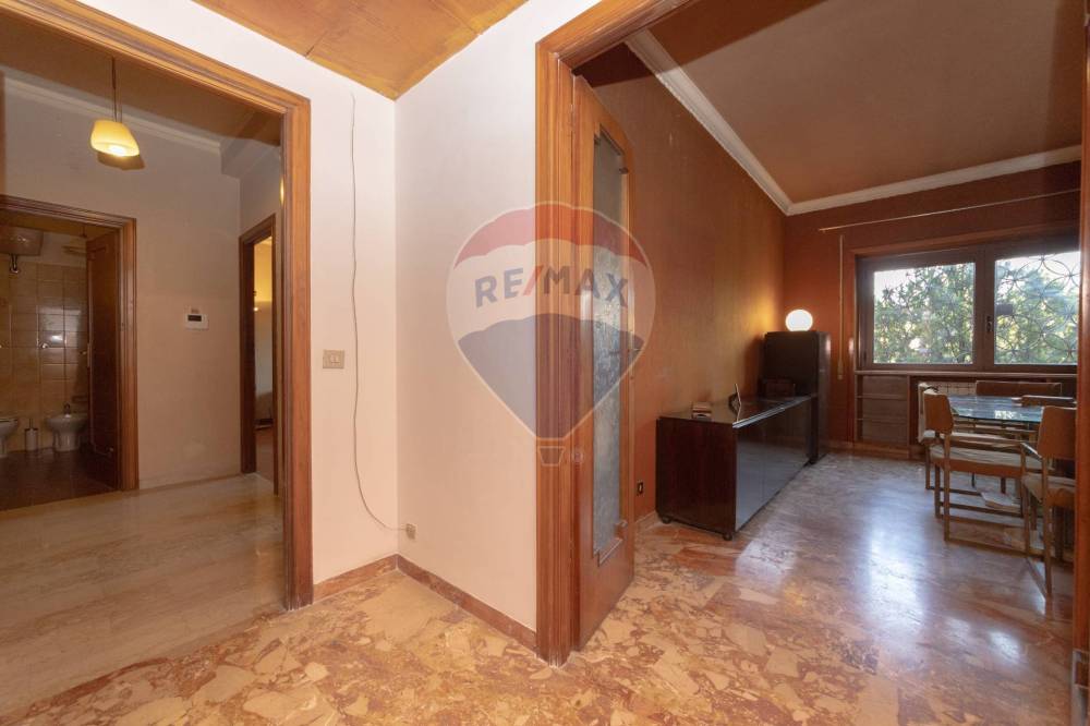 appartamento in vendita a Roma in zona Tuscolano