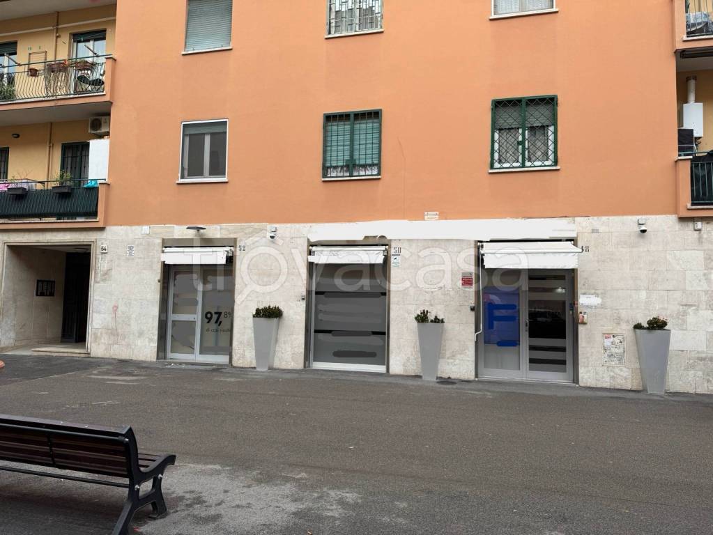 negozio in vendita a Roma in zona Tiburtino