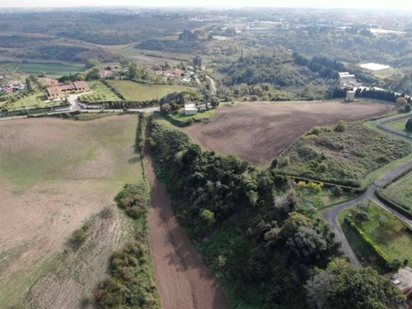 casa indipendente in vendita a Roma in zona Castel di Guido