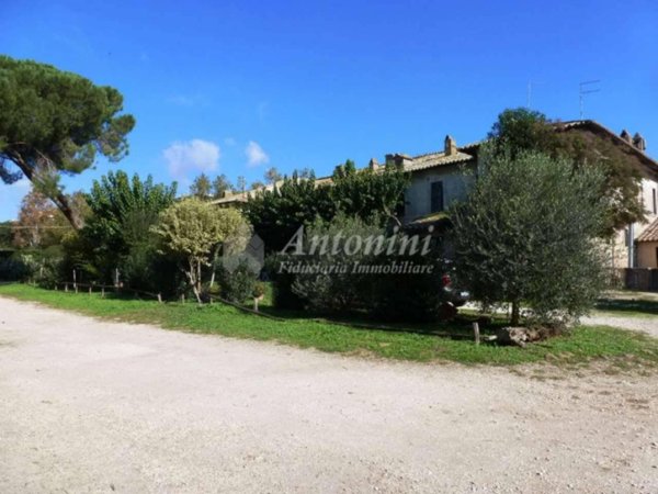 casa indipendente in vendita a Roma in zona Nomentano