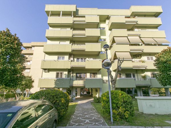 appartamento in vendita a Roma in zona Torrino
