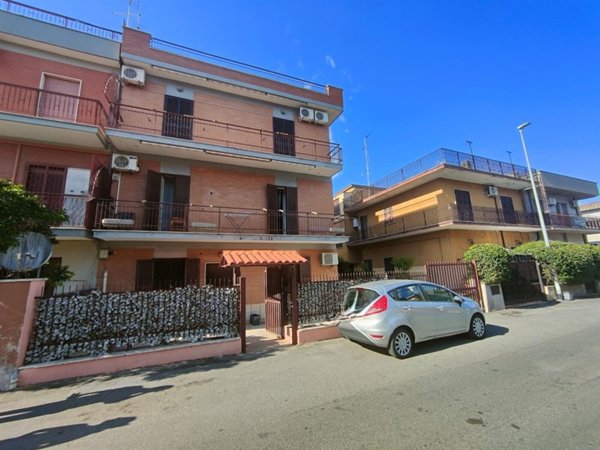 appartamento in vendita a Roma in zona Borghesiana