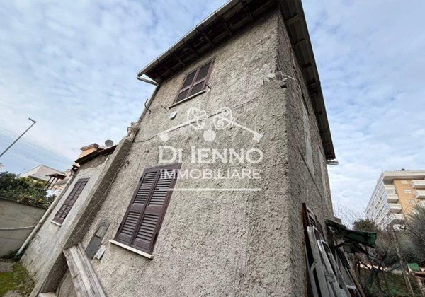 locale di sgombero in vendita a Roma in zona Flaminio