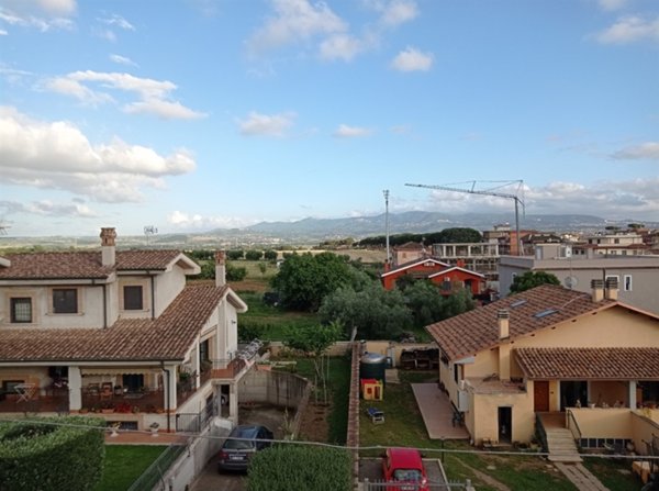 appartamento in vendita a Roma in zona Ponte Mammolo