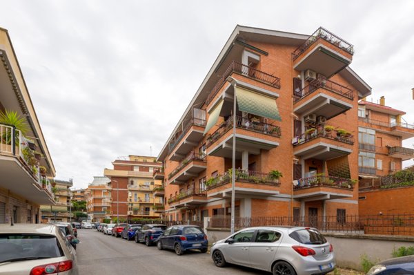 appartamento in vendita a Roma in zona Ottavia