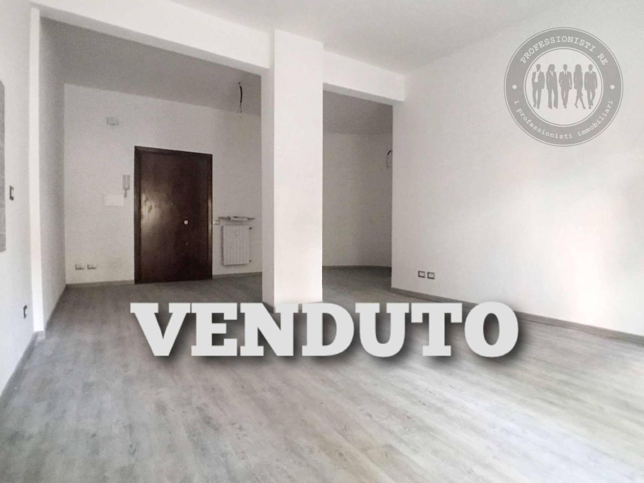 appartamento in vendita a Roma in zona Ardeatino