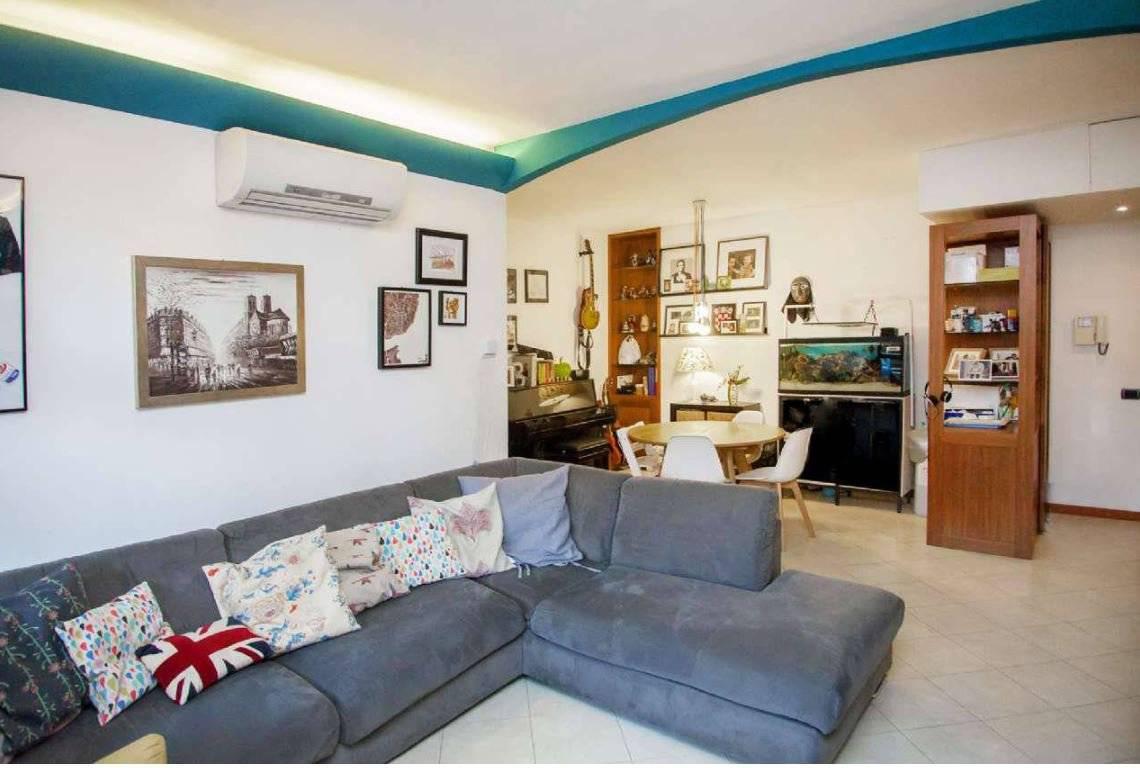 appartamento in vendita a Roma in zona Axa