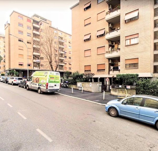appartamento in vendita a Roma in zona Don Bosco
