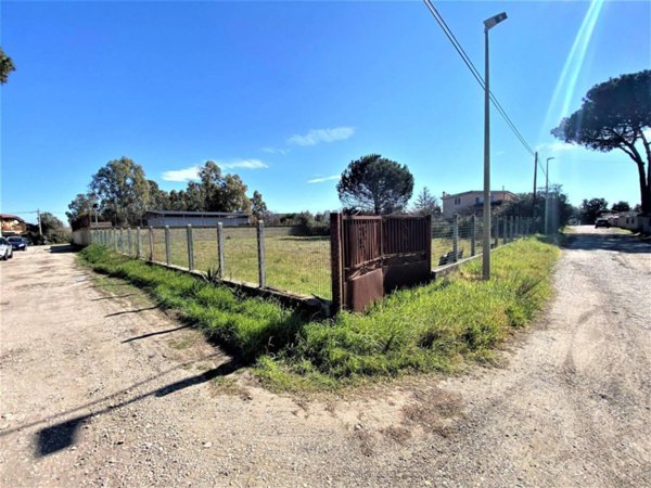 terreno agricolo in vendita a Roma in zona Infernetto