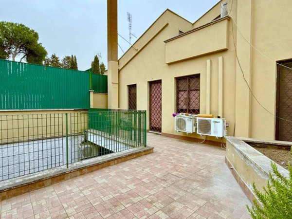 casa indipendente in vendita a Roma in zona Collatino