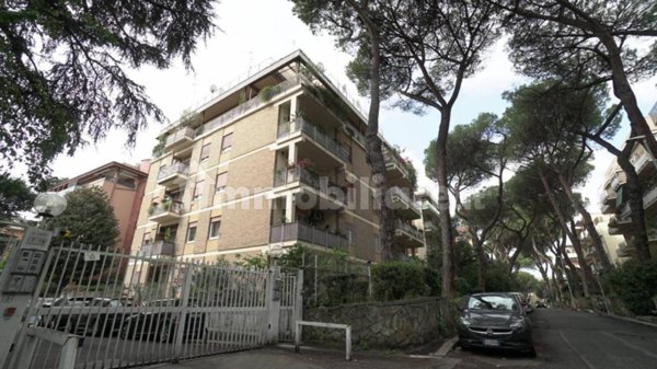 appartamento in vendita a Roma in zona Tor di Quinto