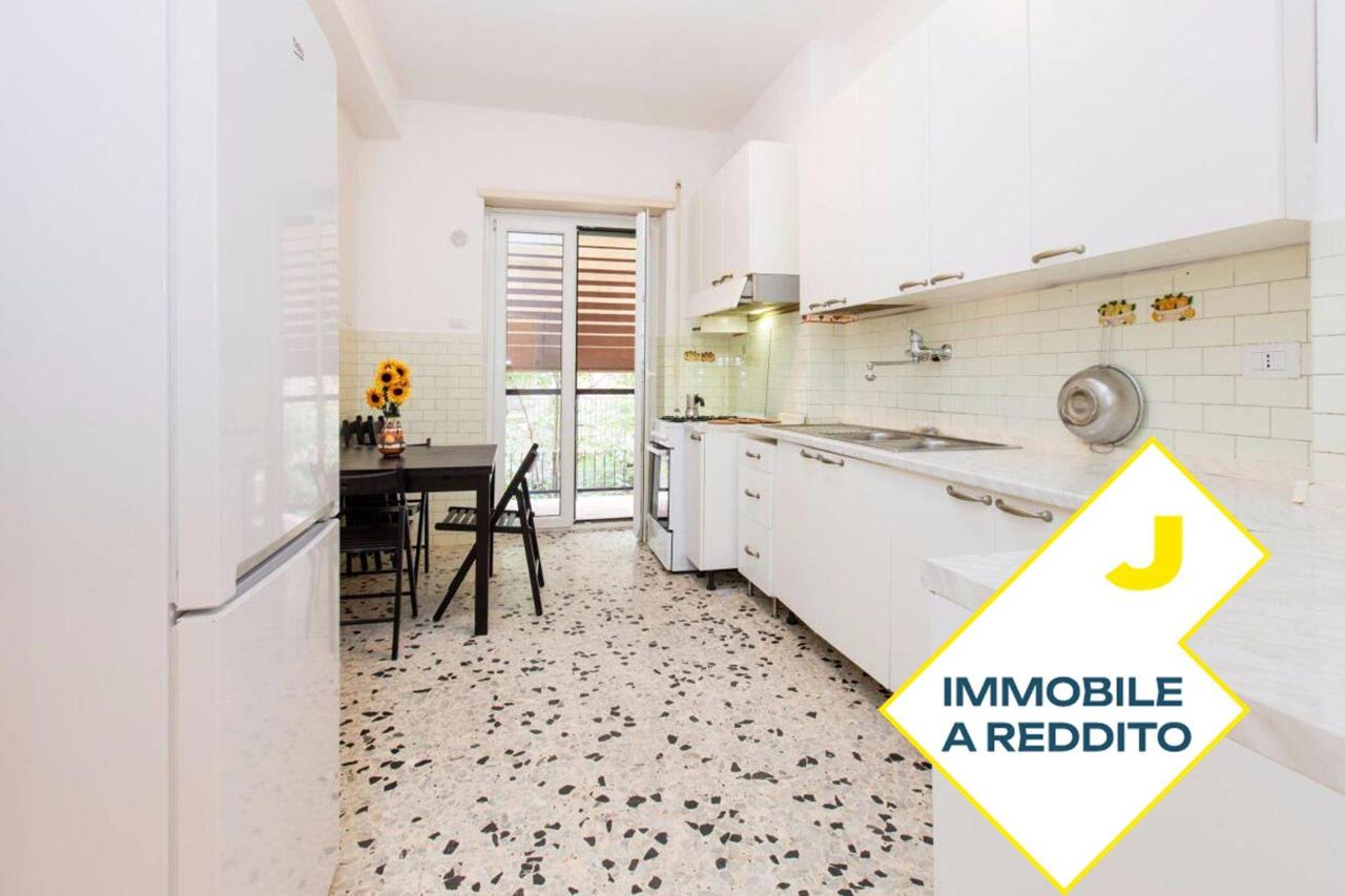 appartamento in vendita a Roma in zona Portuense