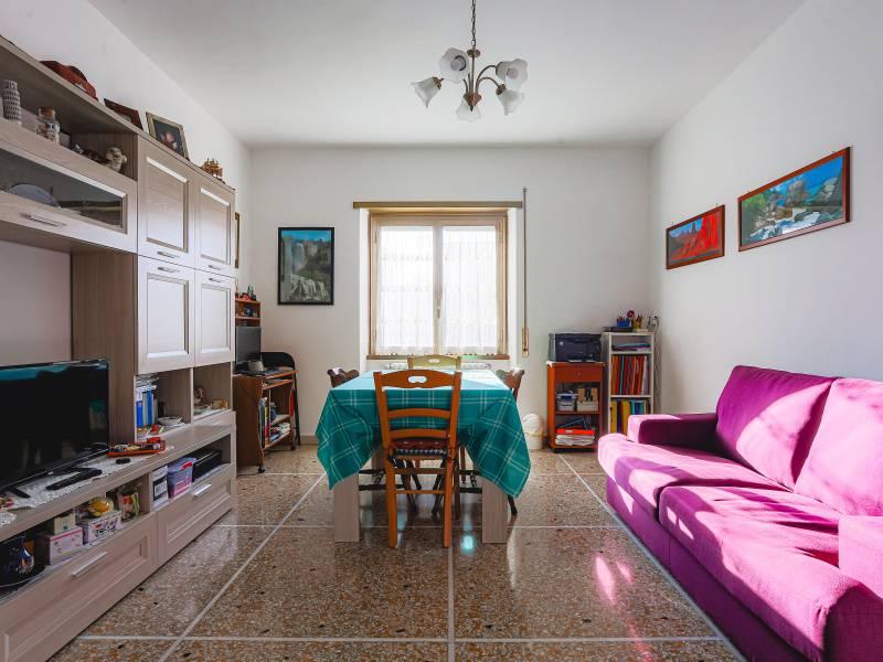 appartamento in vendita a Roma in zona Don Bosco