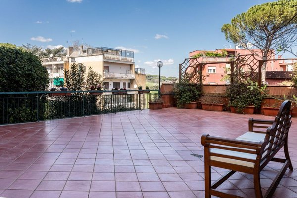 appartamento in vendita a Roma in zona Gianicolense
