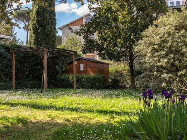 appartamento in vendita a Roma in zona Gianicolense