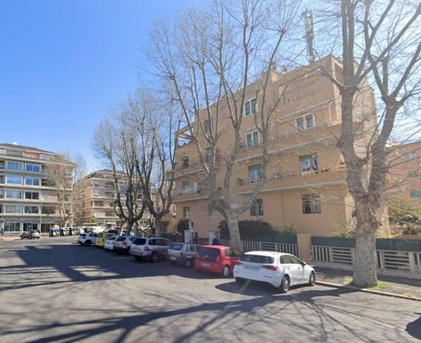 appartamento in vendita a Roma in zona Ostia