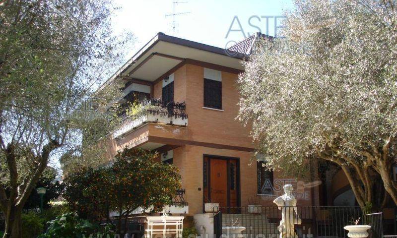 appartamento in vendita a Roma in zona Mezzocammino