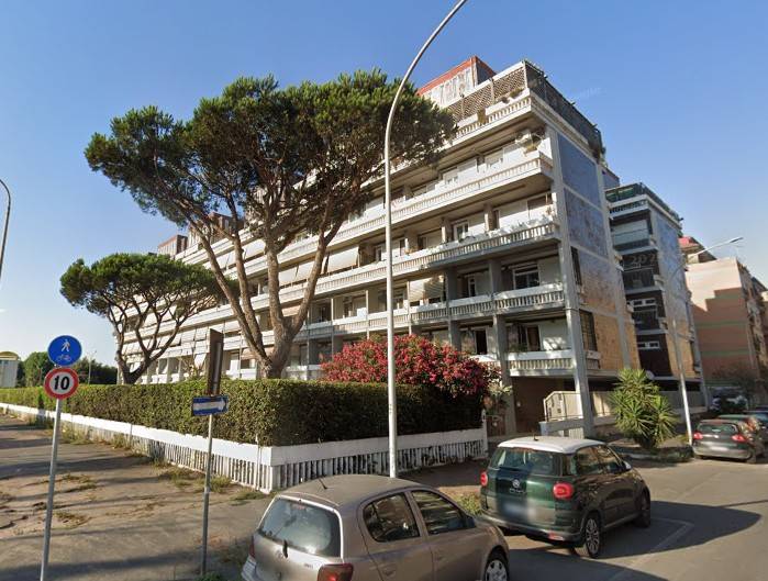 appartamento in vendita a Roma in zona Ostia