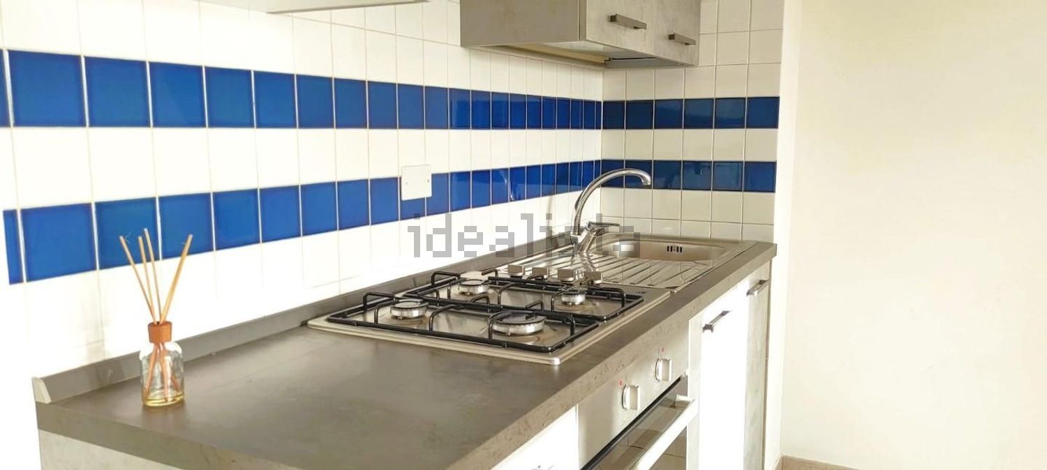 appartamento in vendita a Roma in zona Lunghezza