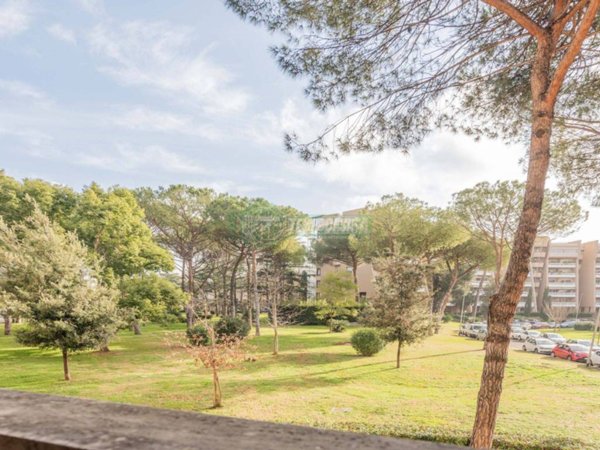 appartamento in vendita a Roma in zona Giuliano Dalmata