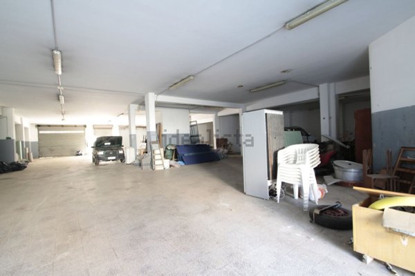 locale commerciale in vendita a Roma in zona Trionfale
