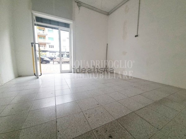 locale commerciale in vendita a Roma in zona Ostia