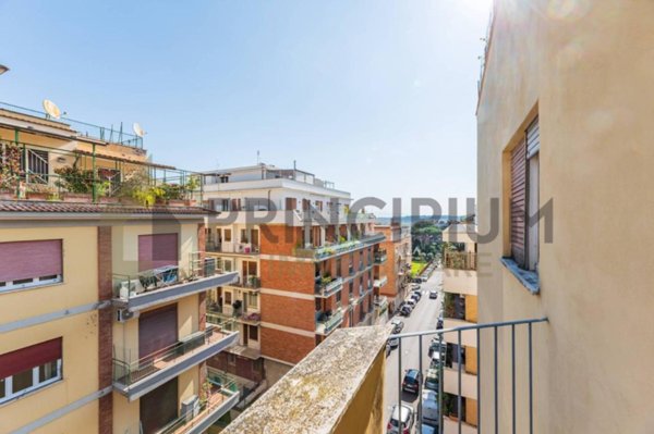 appartamento in vendita a Roma in zona Tor di Quinto