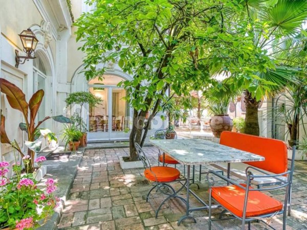 casa indipendente in vendita a Roma in zona Pinciano