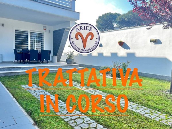 appartamento in vendita a Roma in zona Infernetto