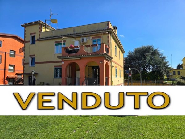 casa indipendente in vendita a Roma in zona Tor Vergata/Torrenova