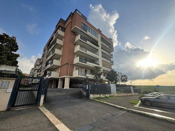 appartamento in vendita a Roma in zona Ponte di Nona