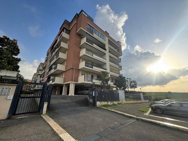 appartamento in vendita a Roma in zona Ponte di Nona