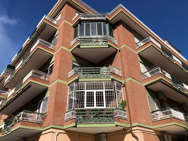 appartamento in vendita a Roma in zona Gianicolense