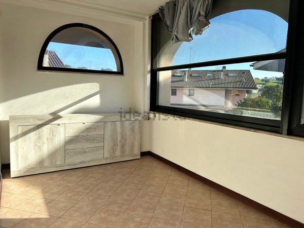 appartamento in vendita a Roma in zona Castel di Leva