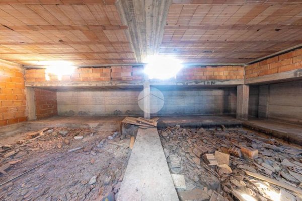 casa indipendente in vendita a Roma in zona Massimina/Casal Lumbroso