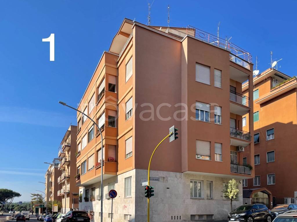 appartamento in vendita a Roma in zona Aurelio