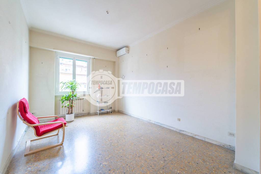 appartamento in vendita a Roma in zona Prenestino-Labicano