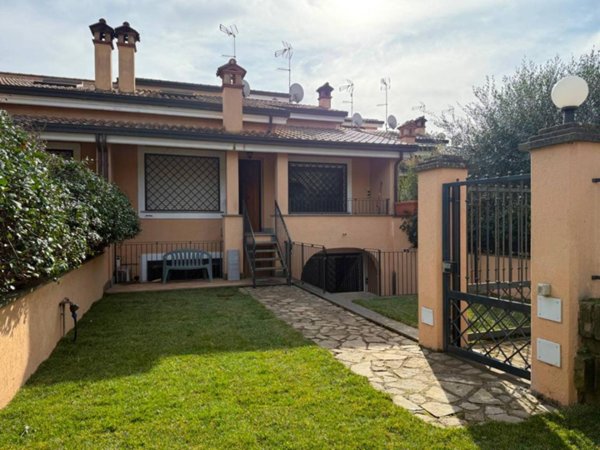 casa indipendente in vendita a Roma in zona Centro Storico