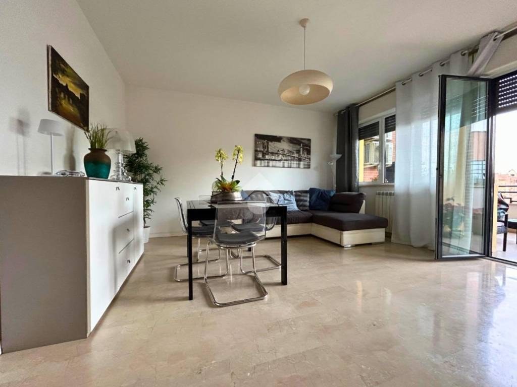 appartamento in vendita a Roma in zona Mezzocammino