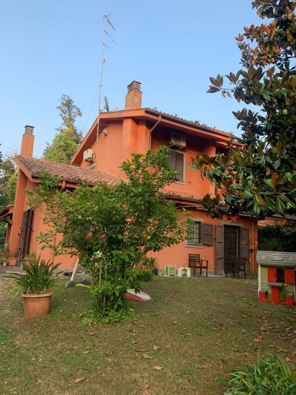 casa indipendente in vendita a Roma in zona Olgiata