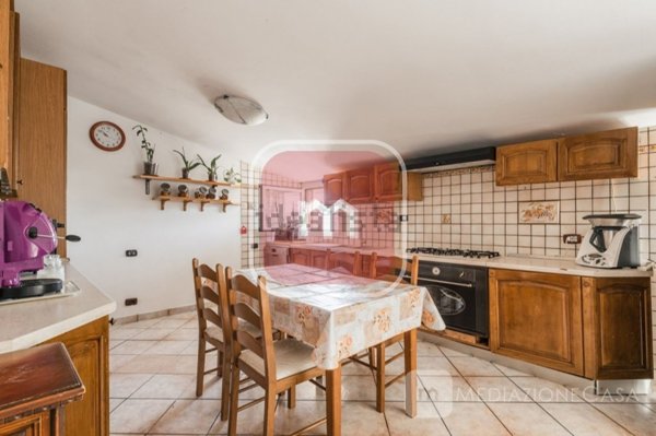 appartamento in vendita a Roma in zona Borghesiana