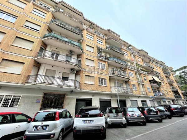 locale commerciale in vendita a Roma in zona Trionfale