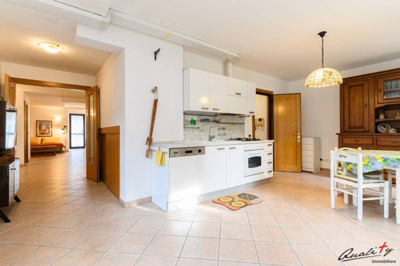 casa indipendente in vendita a Roma in zona Tor de' Cenci